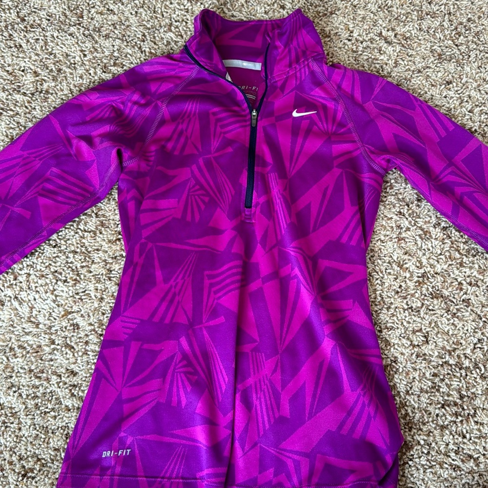 Fun Nike quarter zip